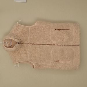 Orvis Women's Cream Sherpa Vest